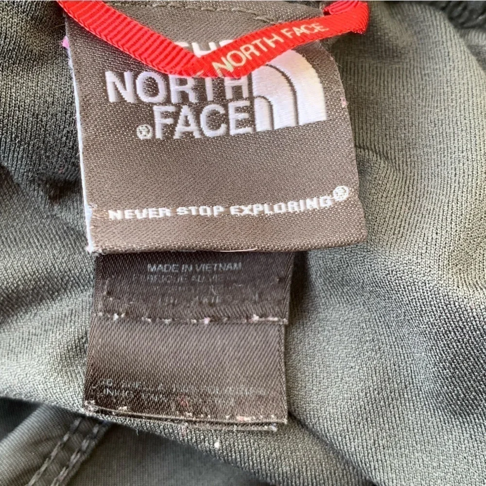 The North Face Belted Hiking Shorts Men’s XL Black Pockets TN8V